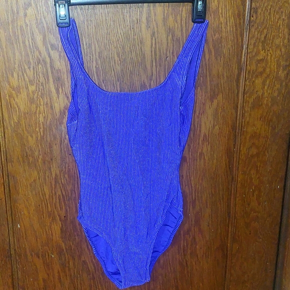 Vintage Jantzen Ribbed Blue One-piece Swimsuit - Picture 2 of 5